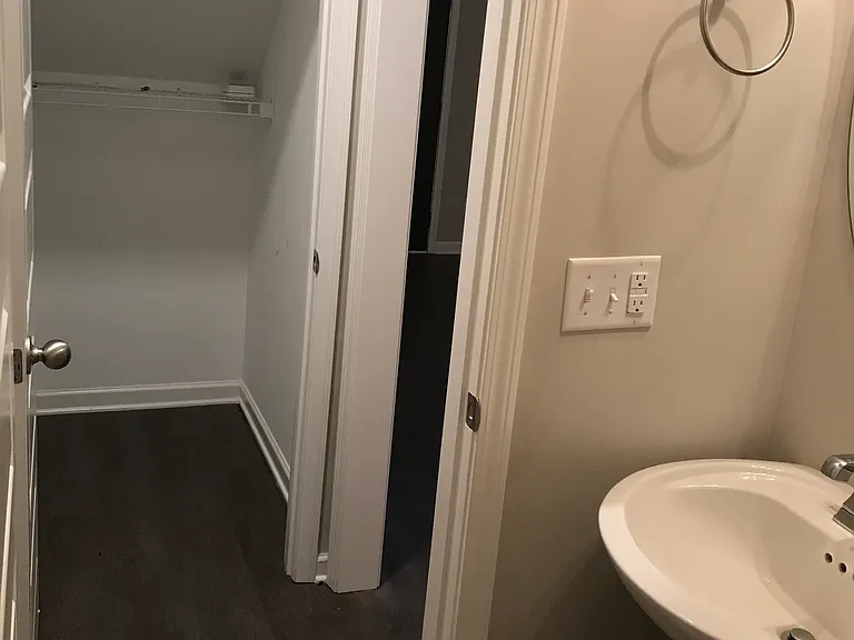 1444 White Dutch Ln — Photo 11