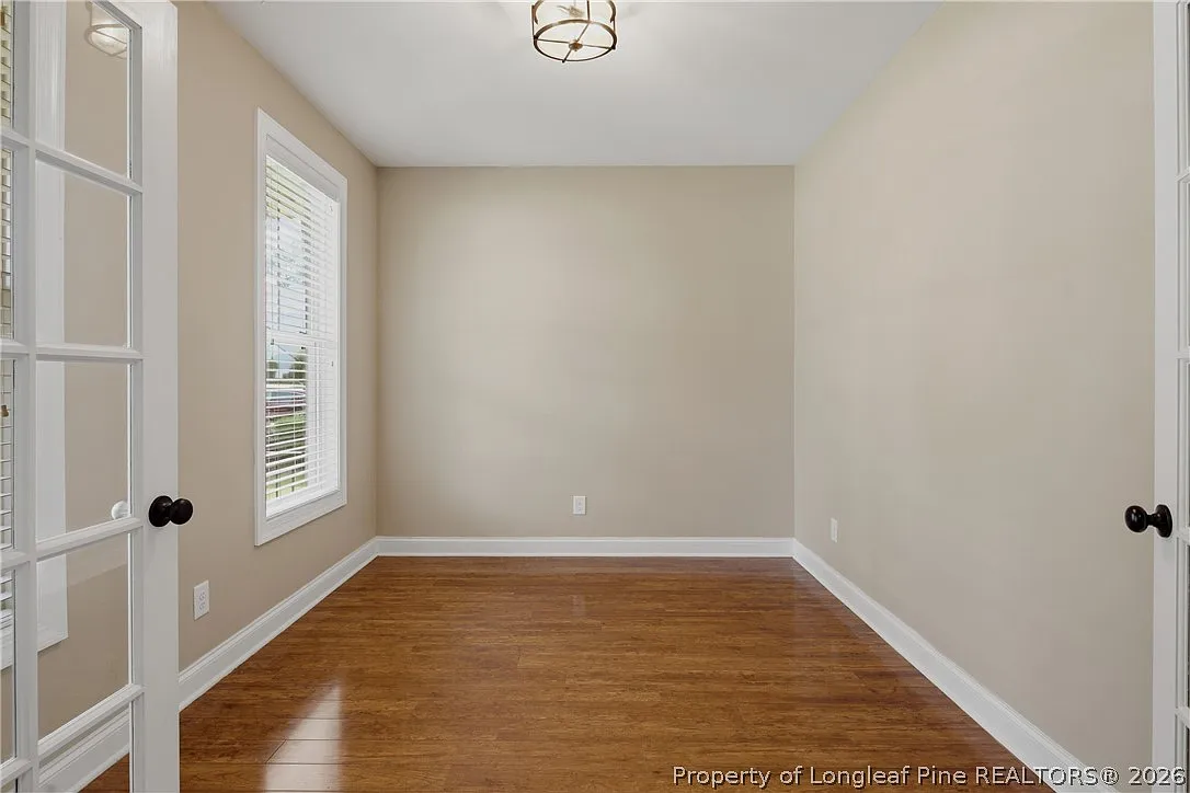 4 bed, 3.5 bath, 3075 sqft, $2,399 — Photo 4