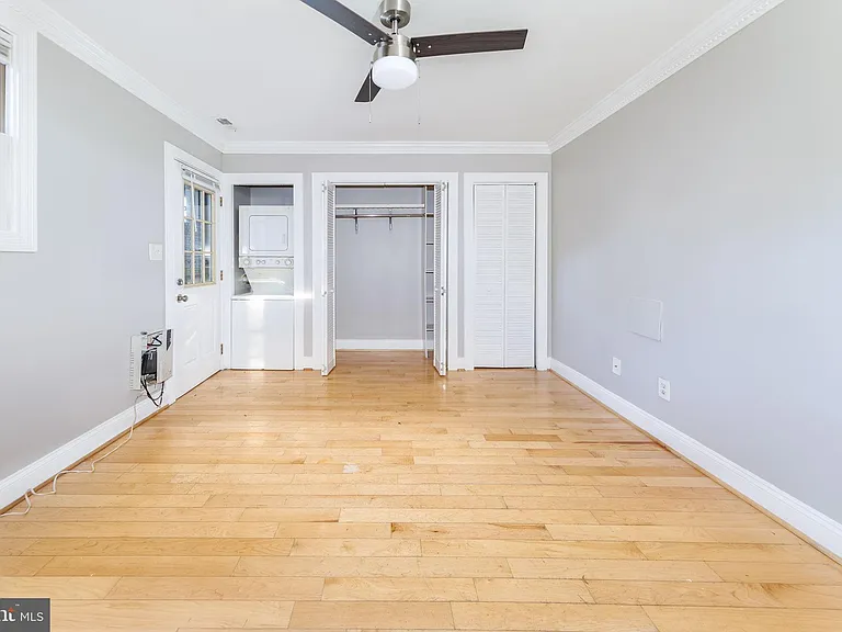 300 Oklahoma Ave NE #101 — Photo 13