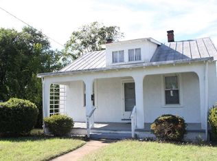 1605 Green St, Charlottesville, VA 22902