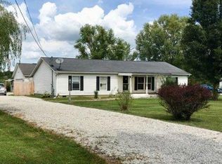 5604 Blacks Rd SW, Pataskala, OH 43062