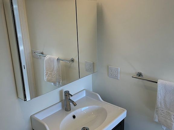 5th image of 850 Morningside Dr