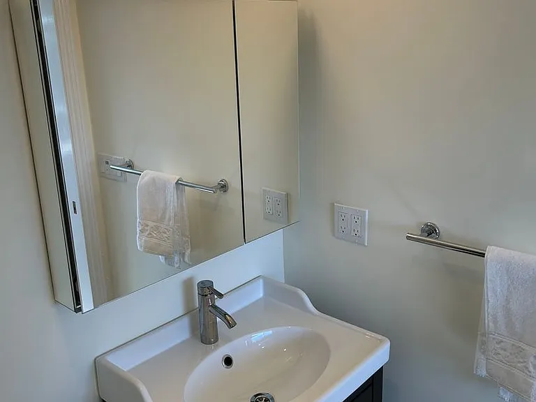 850 Morningside Dr — Photo 5