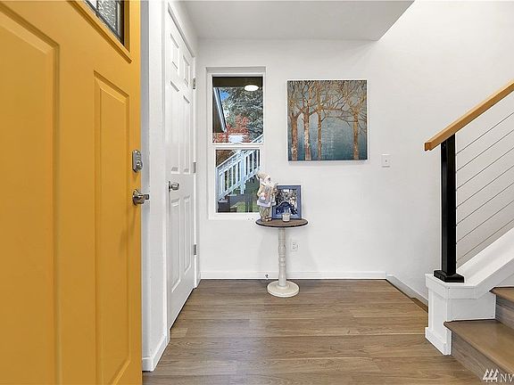 3rd image of 16817 20th Avenue Ct E