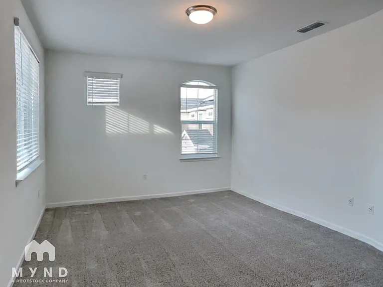 1687 Pena Ln — Photo 16