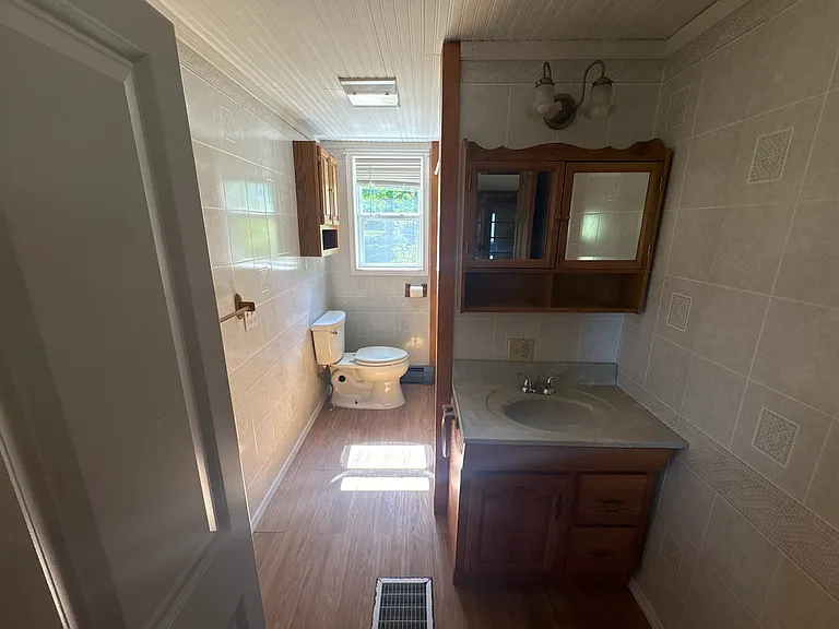 35 Ledgeview Dr — Photo 12