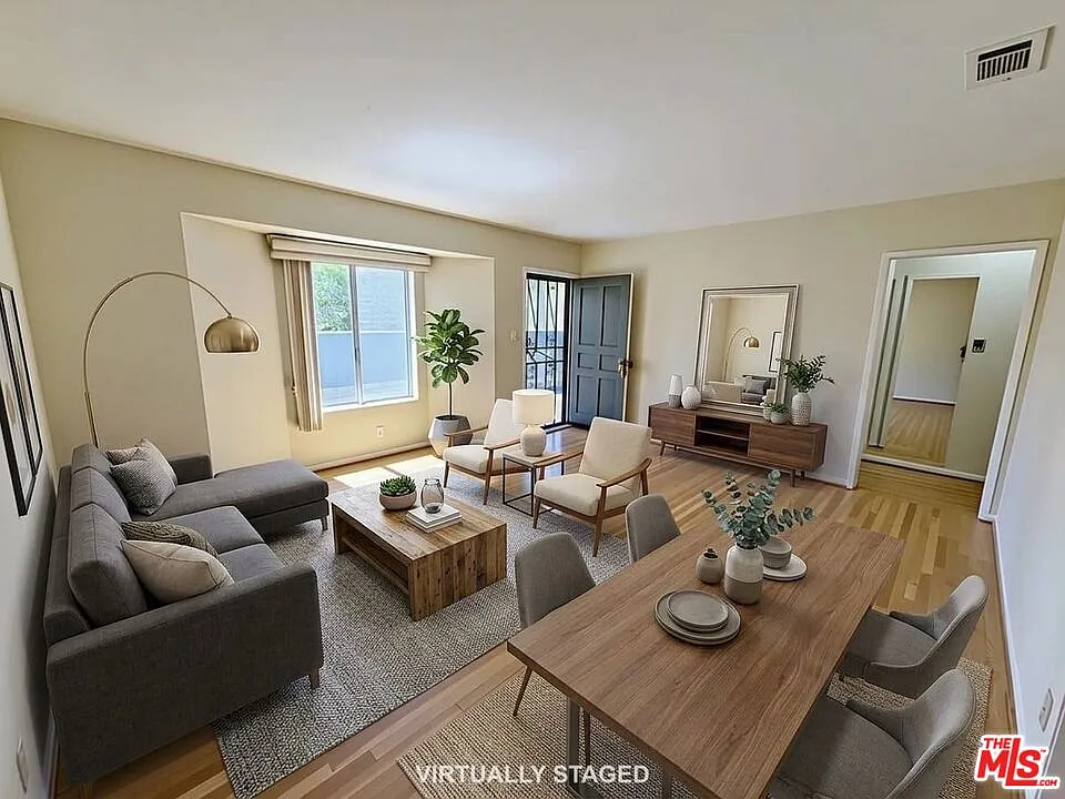 5 bed, 3.0 bath, 1890 sqft, $4,000 — Photo 1