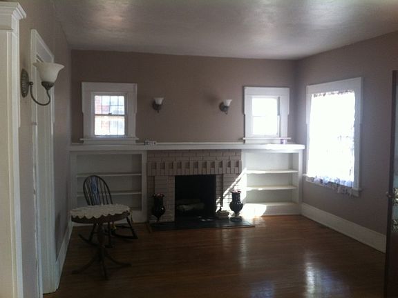 2nd image of 2919 Louisville Ave