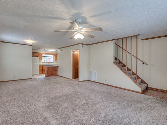 3rd image of 5064 Stillwood Dr #A