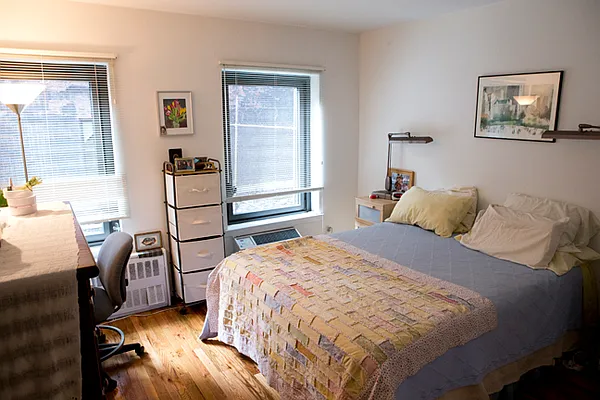 Rented by NextStopNY | media 9