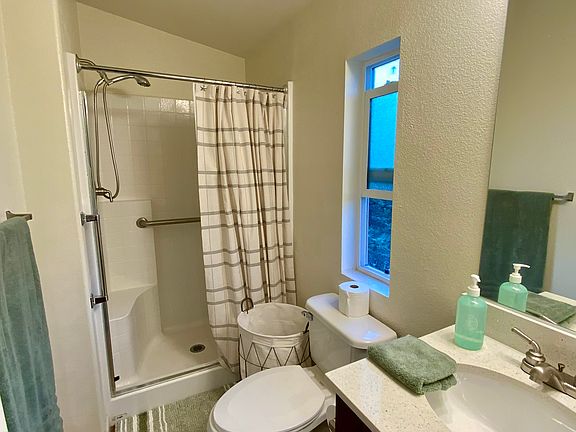 5th image of 2178 W Park Ave #1