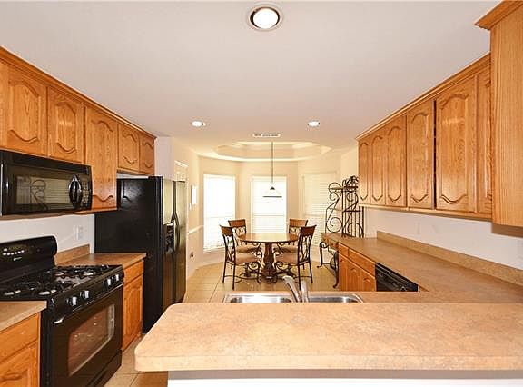 4th image of 1203 Seneca Pl