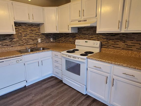 5th image of 313 Cripple Creek Ct