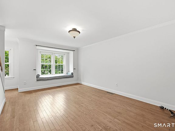 5th image of 380 Hitchcock Road #235