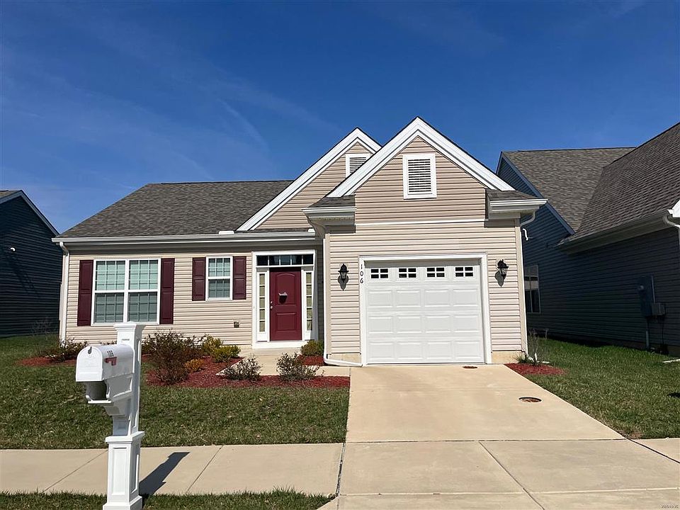 1st image of 106 Leander Dr