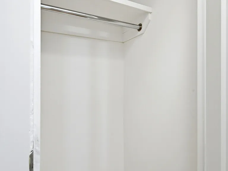 240 E 46th St #8J — Photo 8