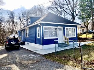 721 Evesham Ave, Somerdale, NJ 08083