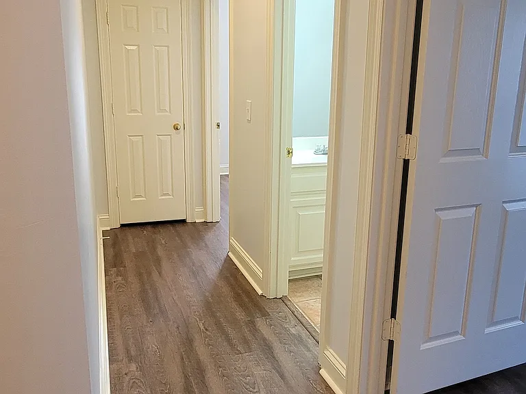 516 Windsor Dr — Photo 10