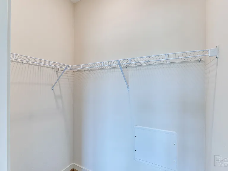 1x1 closet off of bedroom