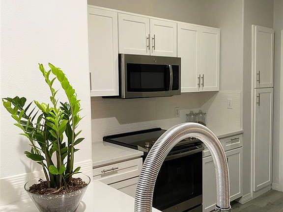 2nd image of 330 Las Colinas Blvd #328