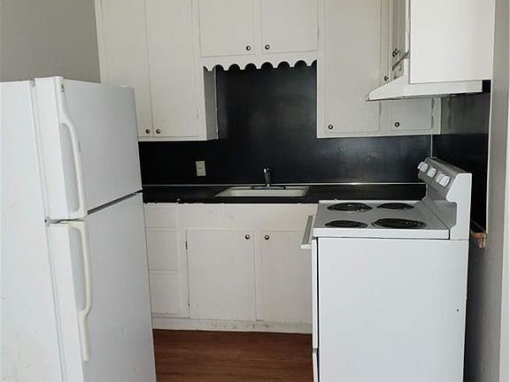 4th image of 303 Cooner St #D