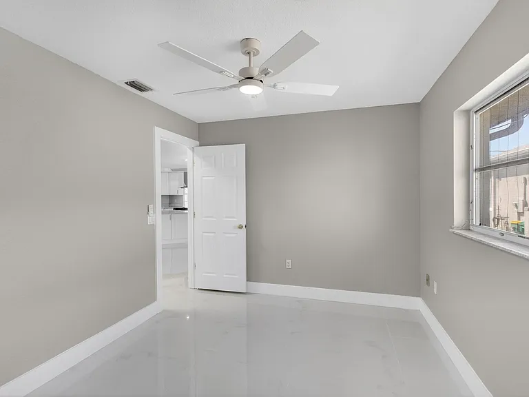 18662 Arapahoe Cir — Photo 18