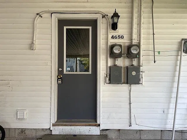 3 bed, $1,195 — Photo 1