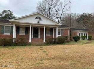 101 Idlewild Dr, Port Gibson, MS 39150