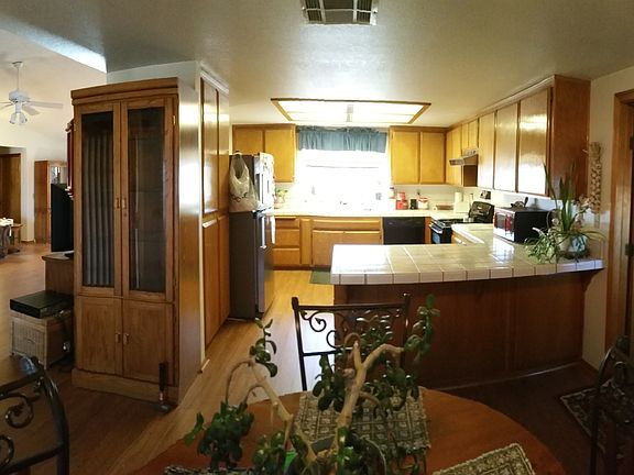 5th image of 7533 Paisley Ave