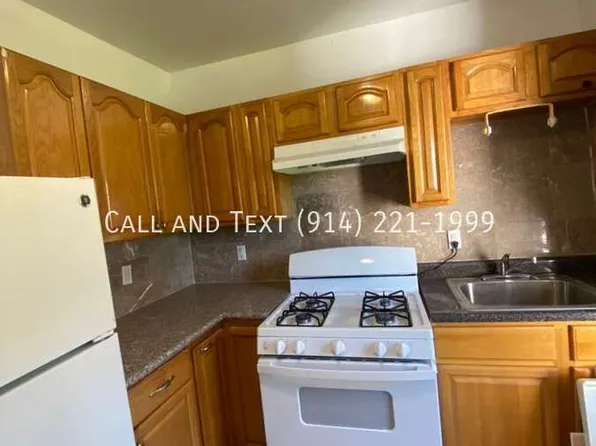 126 Oliver Ave #2, Yonkers, NY 10701