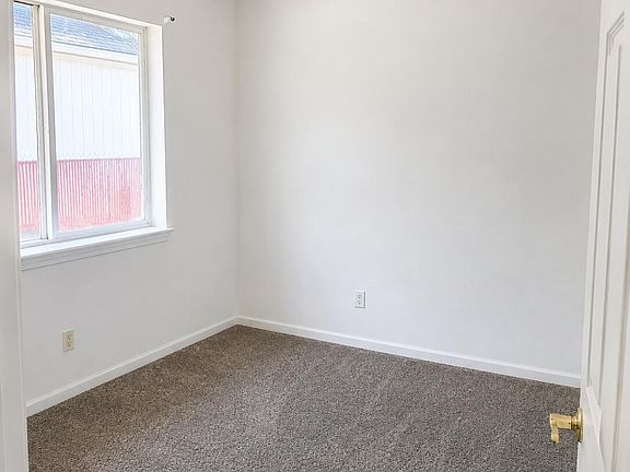 4th image of 128 Fawn Cir