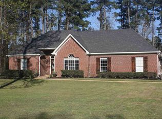 104 Hollybush Pl, Brandon, MS 39047