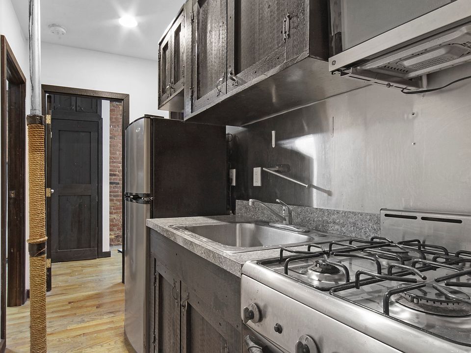 1st image of 520 E 14th St APT 5