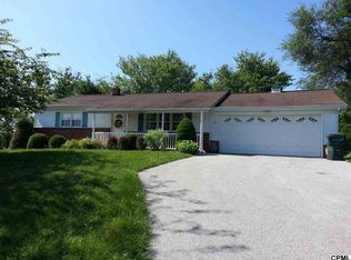 88 Pinedale Rd, Carlisle, PA 17015