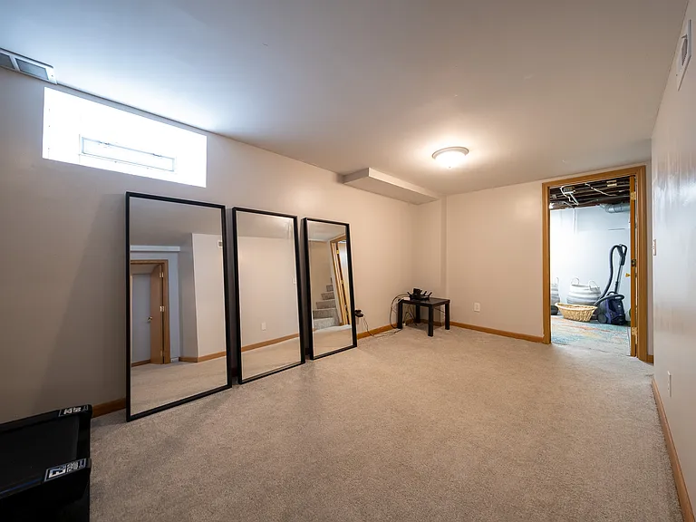 2916 Johnson St NE — Photo 17