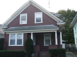 190 Rutherglen Ave, Providence, RI 02907