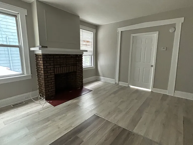203 Renner Ave #2 — Photo 4