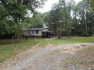 4667 Calhoun Dr, Liberty, NC 27298