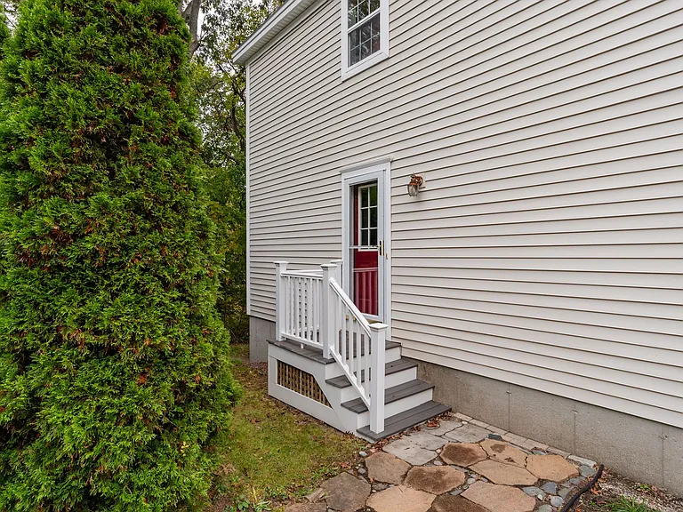 59 Boothby Ave — Photo 7