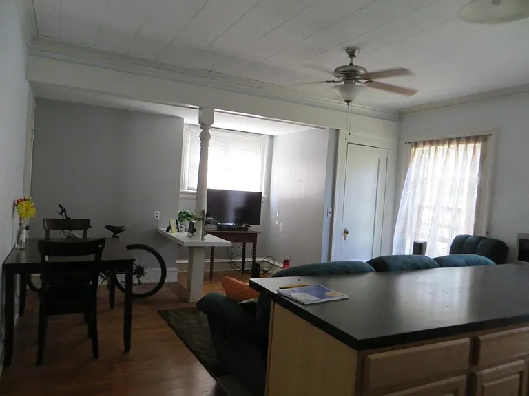 38 Gay Ave SE #4 — Photo 5