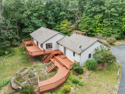 6535 S Centerline Rd, Newaygo, MI, 49337