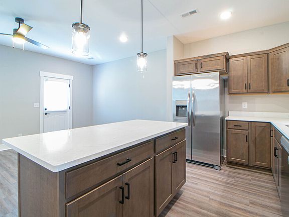 5th image of 1607 Jonathan Wade Pvt Cir