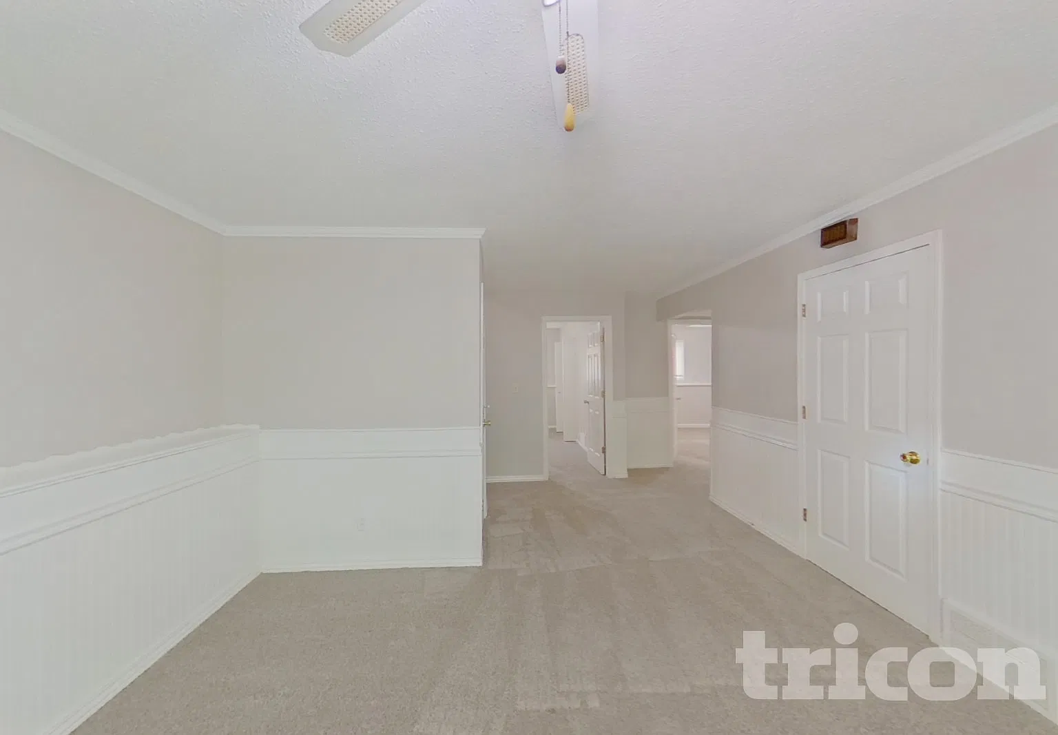 112013 Warner Circle Chaska MN — Photo 2