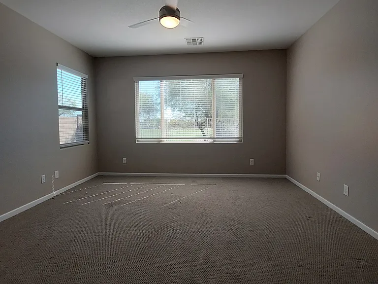 1025 S 200th Ln — Photo 29