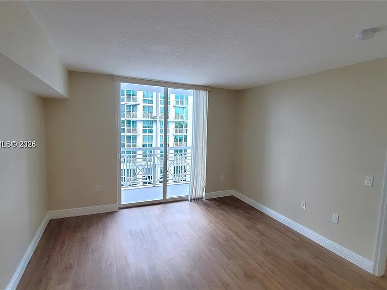 60 NW 37th Ave #806 — Photo 18