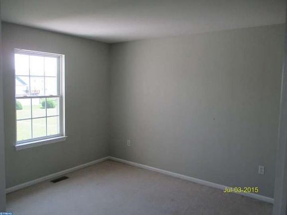 3rd image of 1015 Cathy Dr