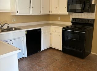 5101 Hunter Ave APT 5, Bakersfield, CA 93309