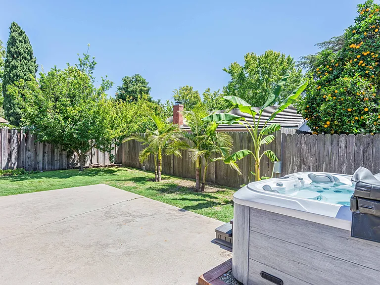 6207 Marlborough Dr — Photo 22