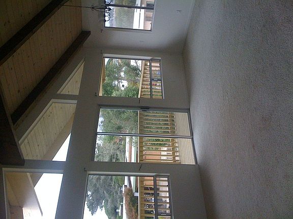 4th image of 517 Baywood Way