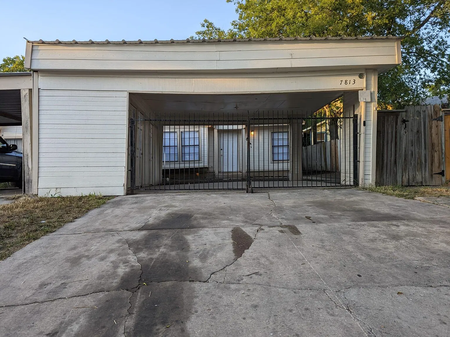2 bed, 1056 sqft, $1,290 — Photo 3